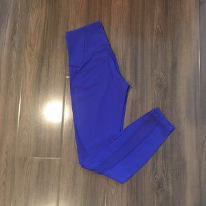 SOLD - Lululemon Train Times 7/8 Pant 25"